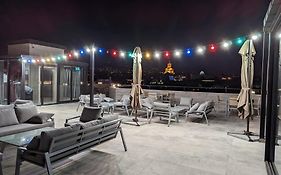 Theory Hotel